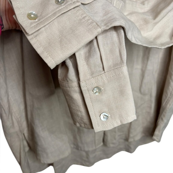 NWT NIA Beige Neutral Oversized Linen Blend Button Down Long Sleeve Top Size Med - Picture 4 of 10